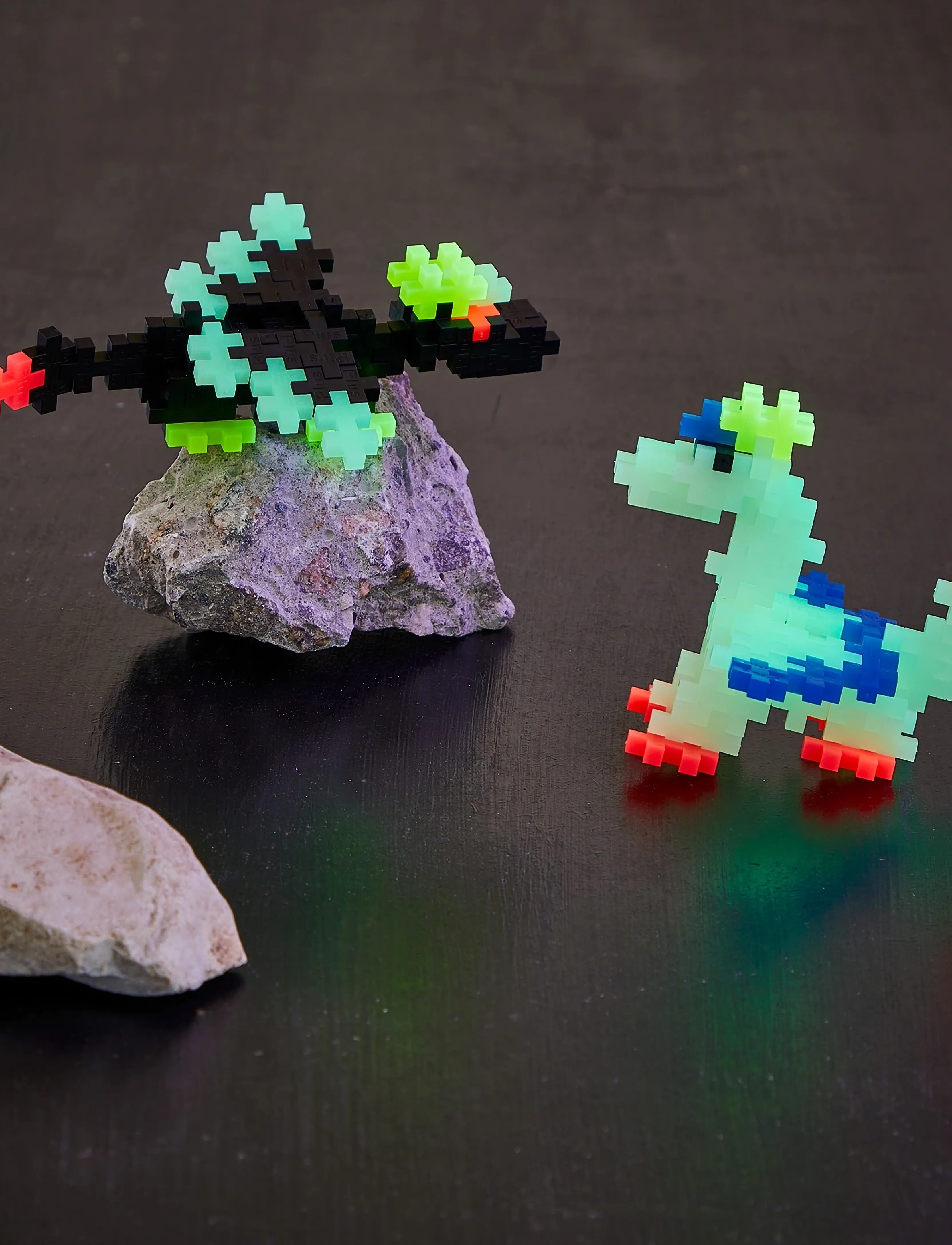 Plus-Plus - Plus-Plus Glow Dragons / 100 pcs Tube - byggesæt - mix - 3