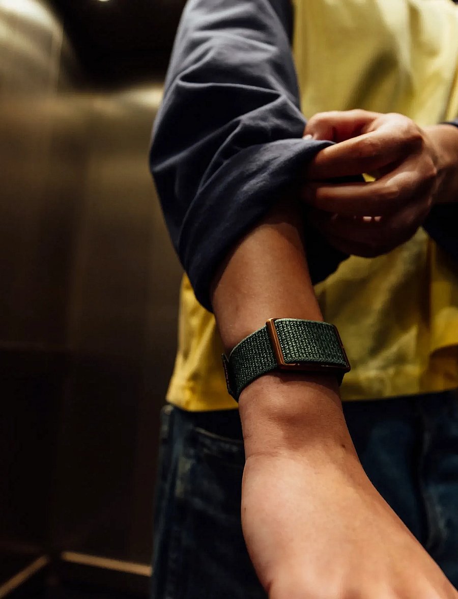 Polar - POLAR WB LOOP GEN2 - smartwatches - green - 5