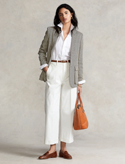 Polo Ralph Lauren - Chino Wide-Leg Pant - ballīšu apģērbs par outlet cenām - warm white - 2