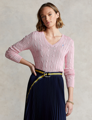 Polo Ralph Lauren - Cable-Knit Cotton V-Neck Sweater - džemperiai - carmel pink - 2