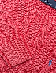 Polo Ralph Lauren - Cable-Knit Cotton Crewneck Sweater - strikkegensere - corallo - 2