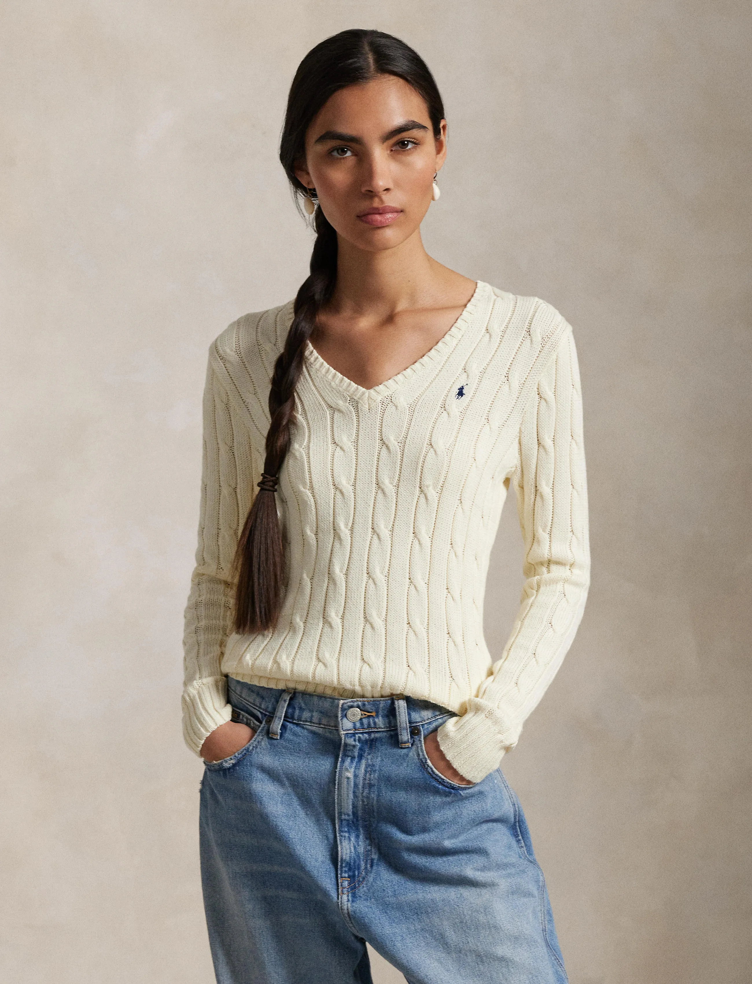 Cable-Knit Cotton V-Neck Sweater 3