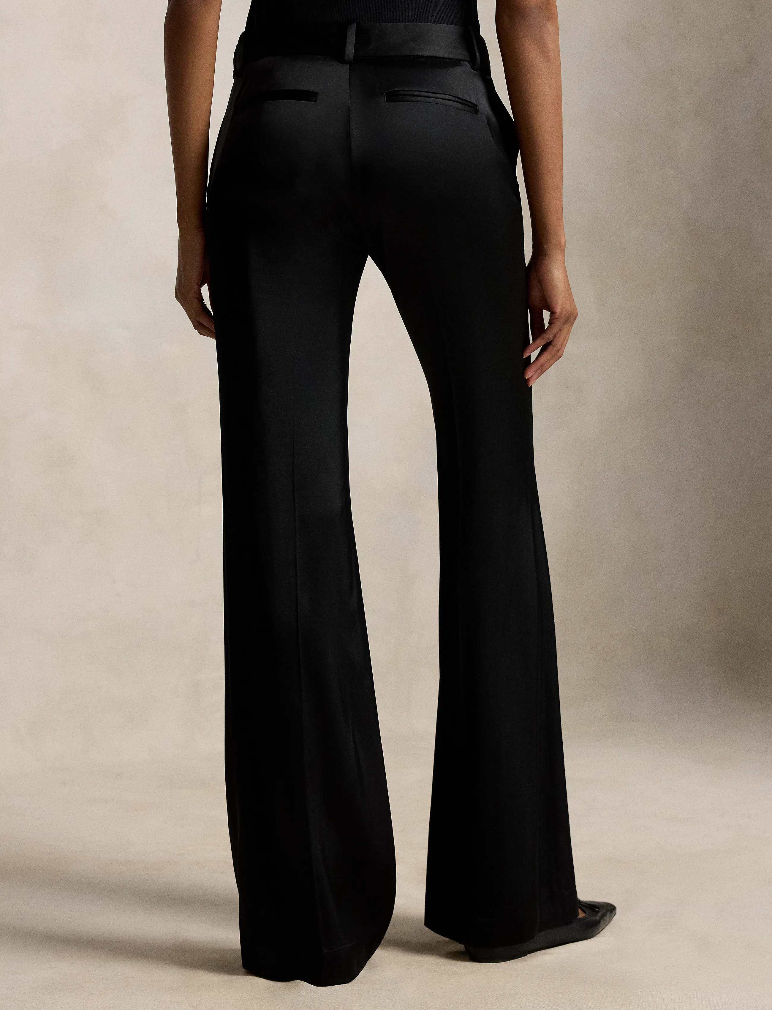 Polo Ralph Lauren - Low-Rise Satin Kick-Flare Pant - schlaghosen - polo black - 2