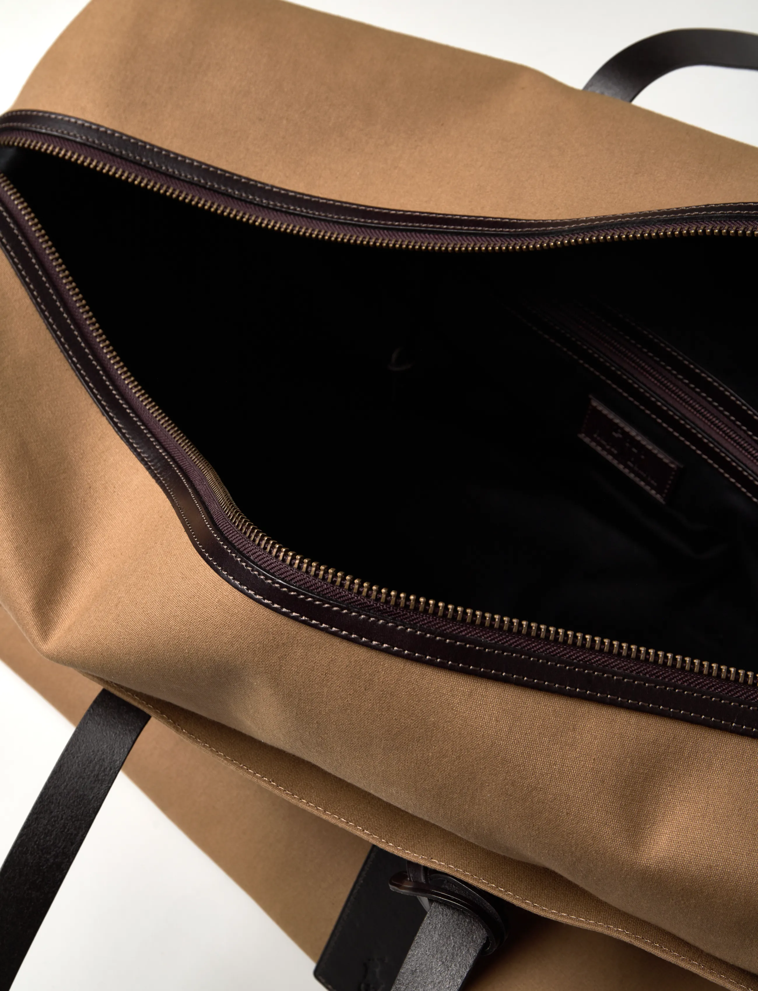 Polo Ralph Lauren - Leather-Trim Canvas Duffel - montana khaki/bro - 5