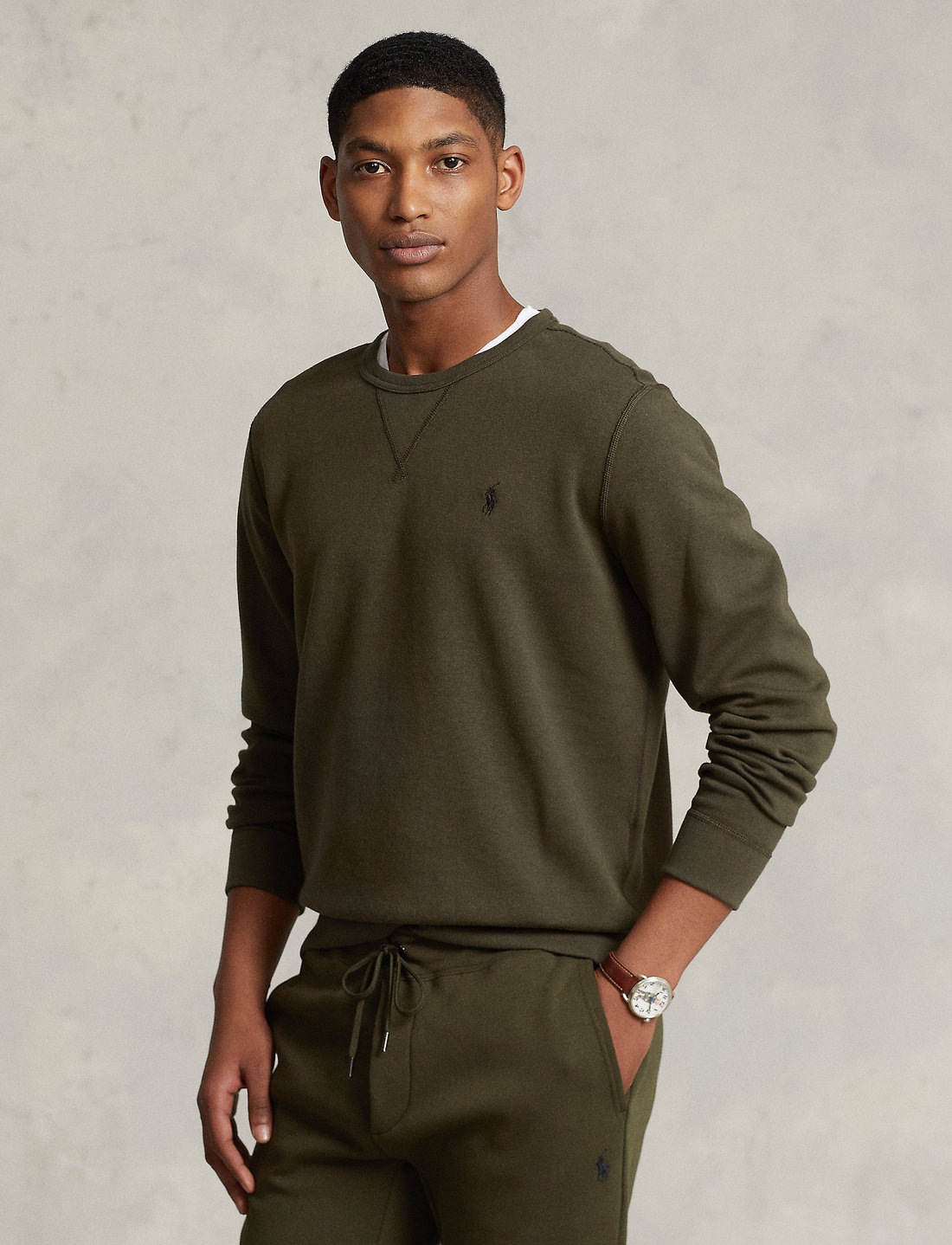 Olive crew neck clearance sweatshirt