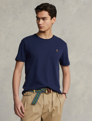 Polo Ralph Lauren - Custom Slim Fit Soft Cotton T-Shirt - kortärmade t-shirts - refined navy - 0