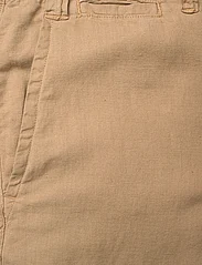 Polo Ralph Lauren - 8.5-Inch Classic Fit Cotton-Linen Short - chinos shorts - coastal beige - 2