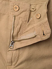 Polo Ralph Lauren - 8.5-Inch Classic Fit Cotton-Linen Short - chinos shorts - coastal beige - 3