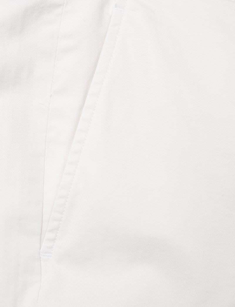 Polo Ralph Lauren - 8-Inch Straight Fit Stretch Chino Short - chino lühikesed püksid - deckwash white - 3