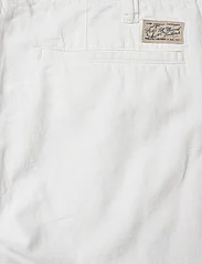 Polo Ralph Lauren - 8-Inch Straight Fit Linen-Cotton Short - chinos shorts - white - 4