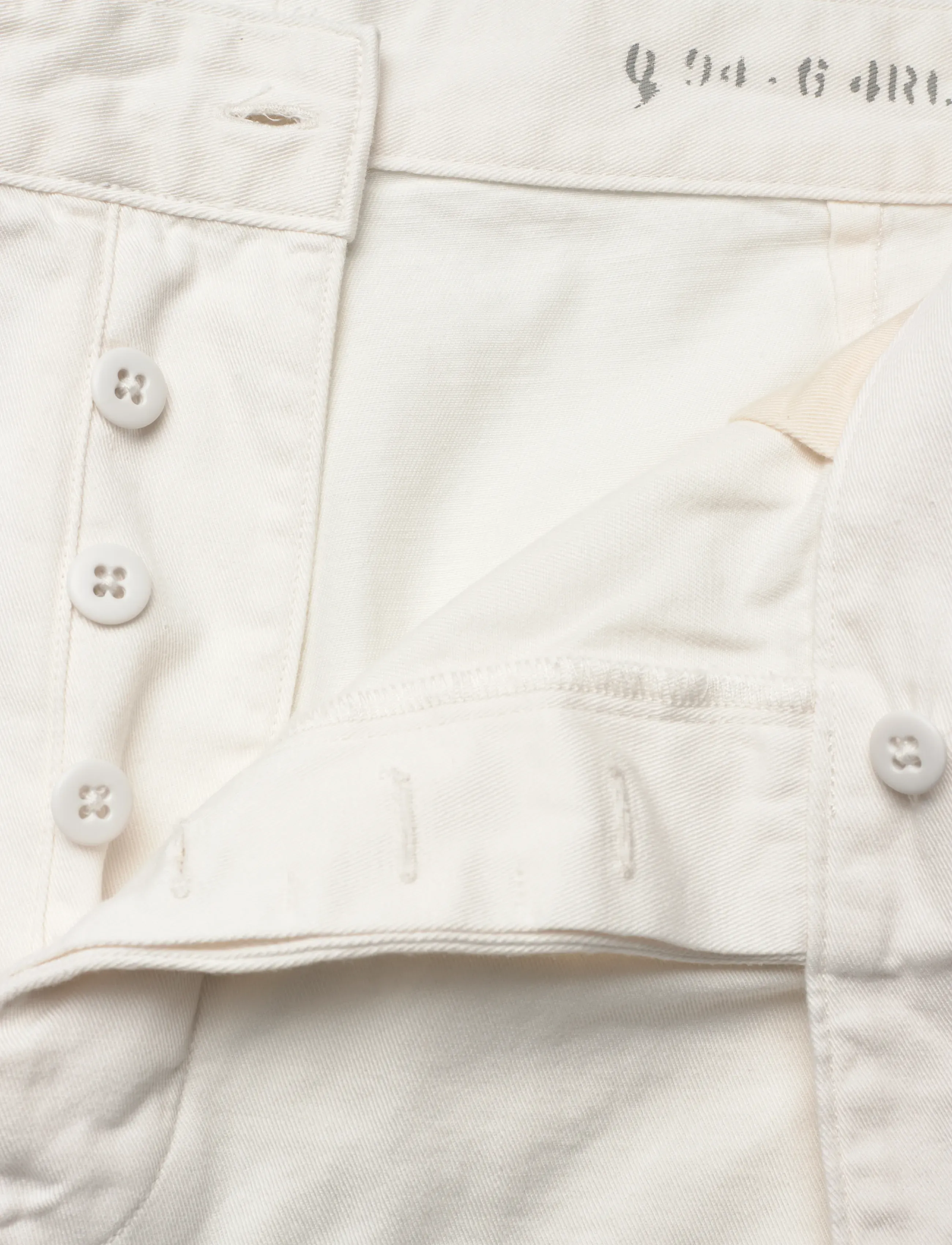 Polo Ralph Lauren - 7-Inch Relaxed Fit Twill Officer's Short - chino lühikesed püksid - deckwash white - 3