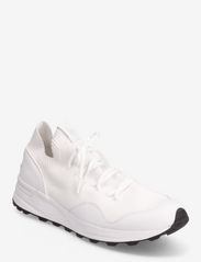 Trackster 200II Knit Sneaker - WHITE