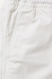 Polo Ralph Lauren - 6-Inch Polo Prepster Stretch Chino Short - chinos shorts - white - 2