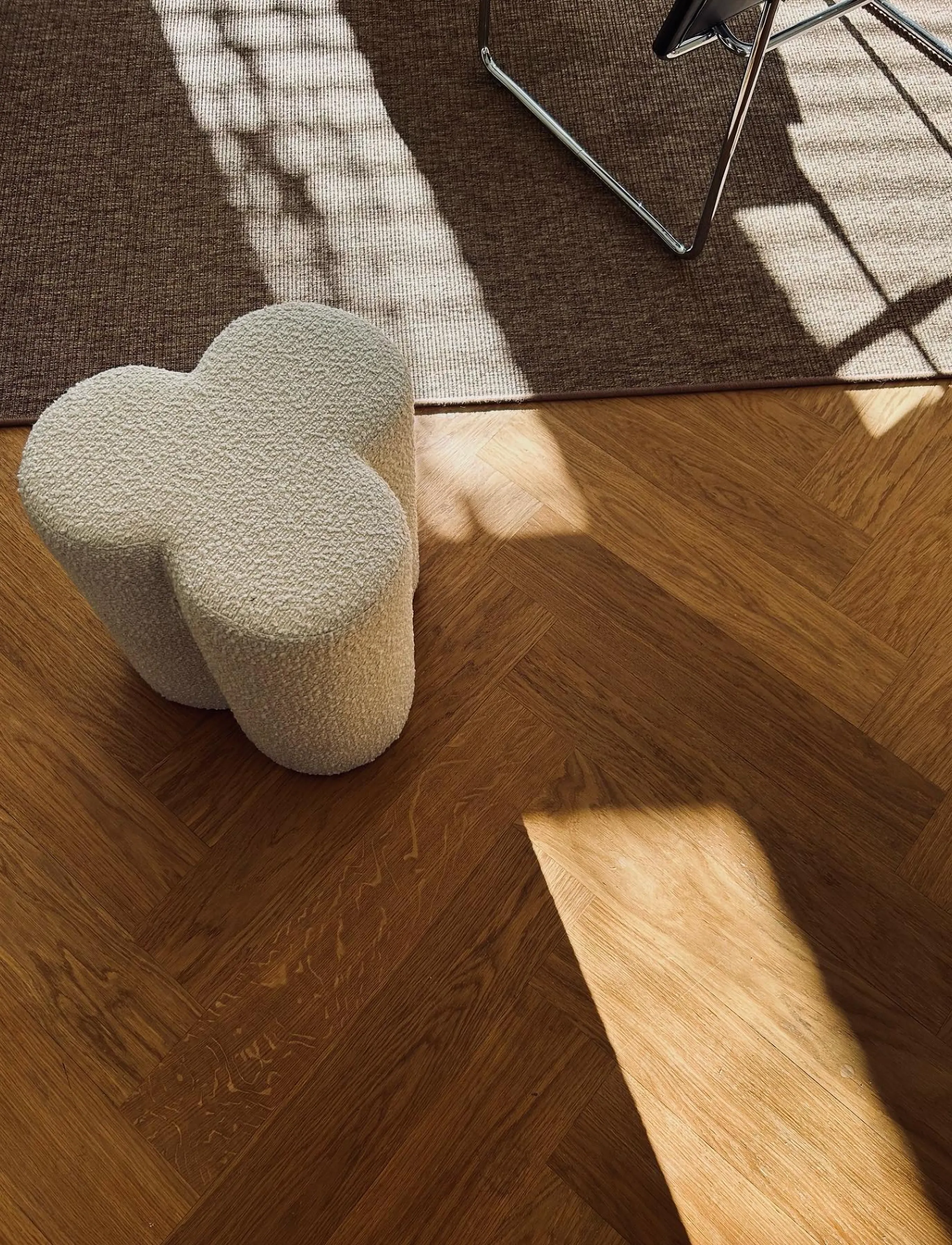 POLSPOTTEN - Stool Clover boucle - hocker & bänke - beige - 4