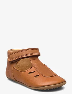 Beginners™ Sandal, Pom Pom