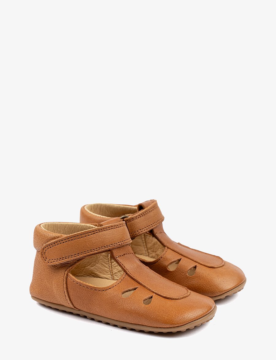 Pom Pom - Beginners™ Sandal - camel - 1