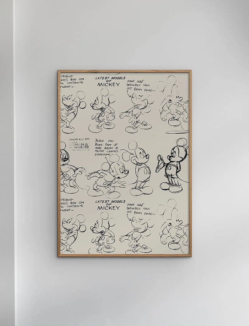 Poster & Frame - Disney - Mickey Mouse Latest Models of Mickey - freundschaft - beige - 0