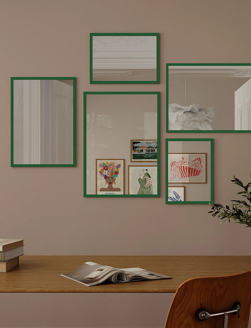 Poster & Frame - Green Wood Mirror - wandspiegel - green - 2