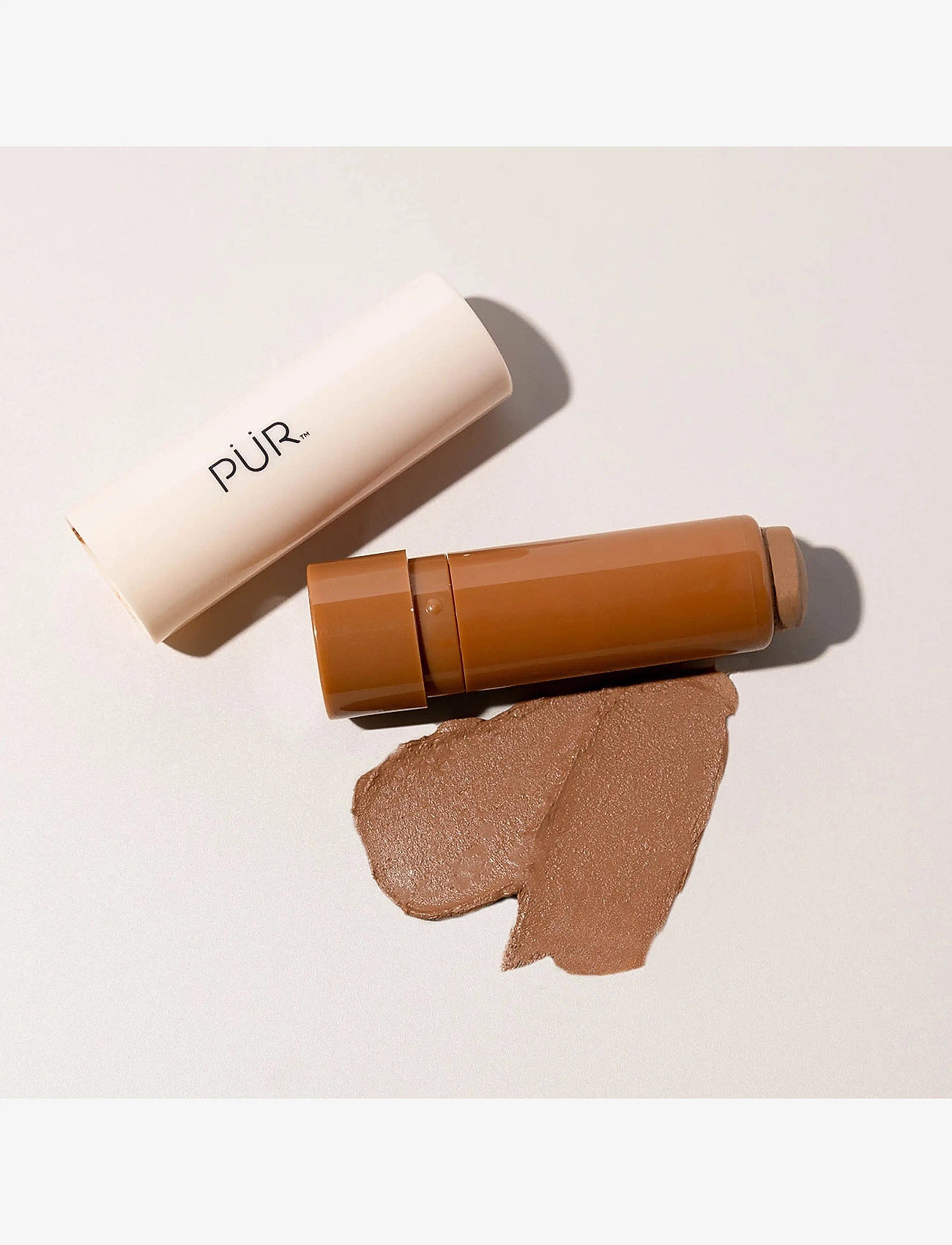 PÜR - Silky Tint Creamy Multitasking Stick with Peptides - meikit - bronze babe - 4