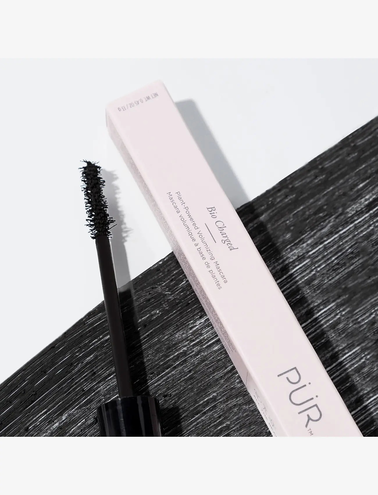PÜR - Bio Charged Plant-Powered Volumizing Mascara - bliv klar til date night - bio charged plant-powered volumizing mascara - 3