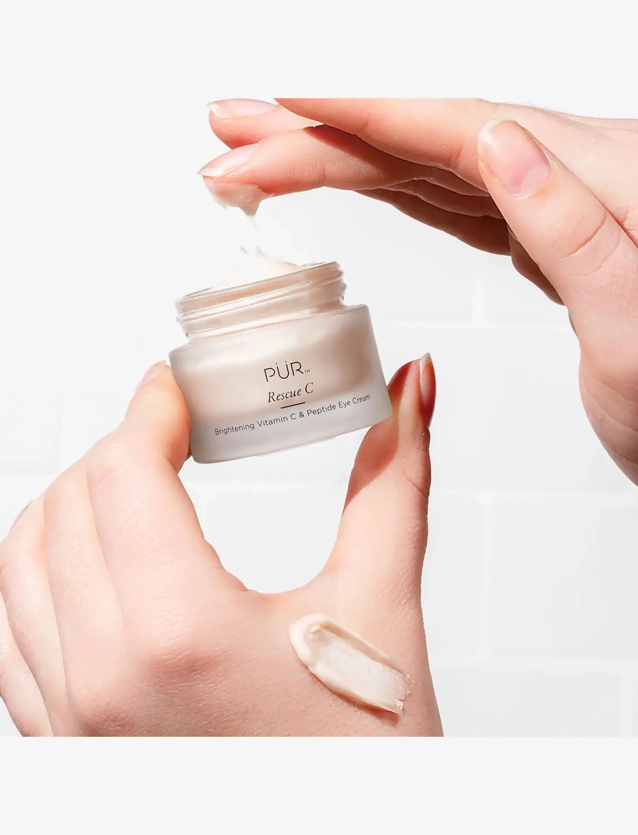 PÜR - Rescue C Brightening Vitamin C & Peptide Eye Cream - acu krēmi - clear - 4