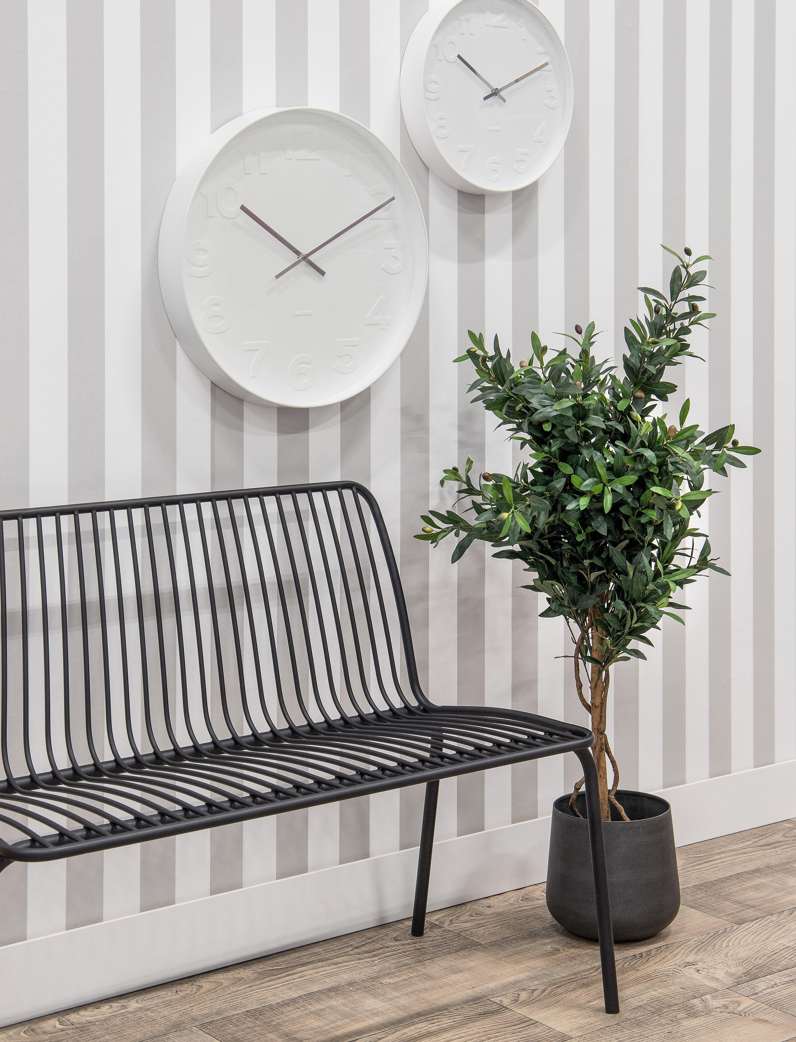 KARLSSON - Wall clock Mr.  Numbers - white - 1