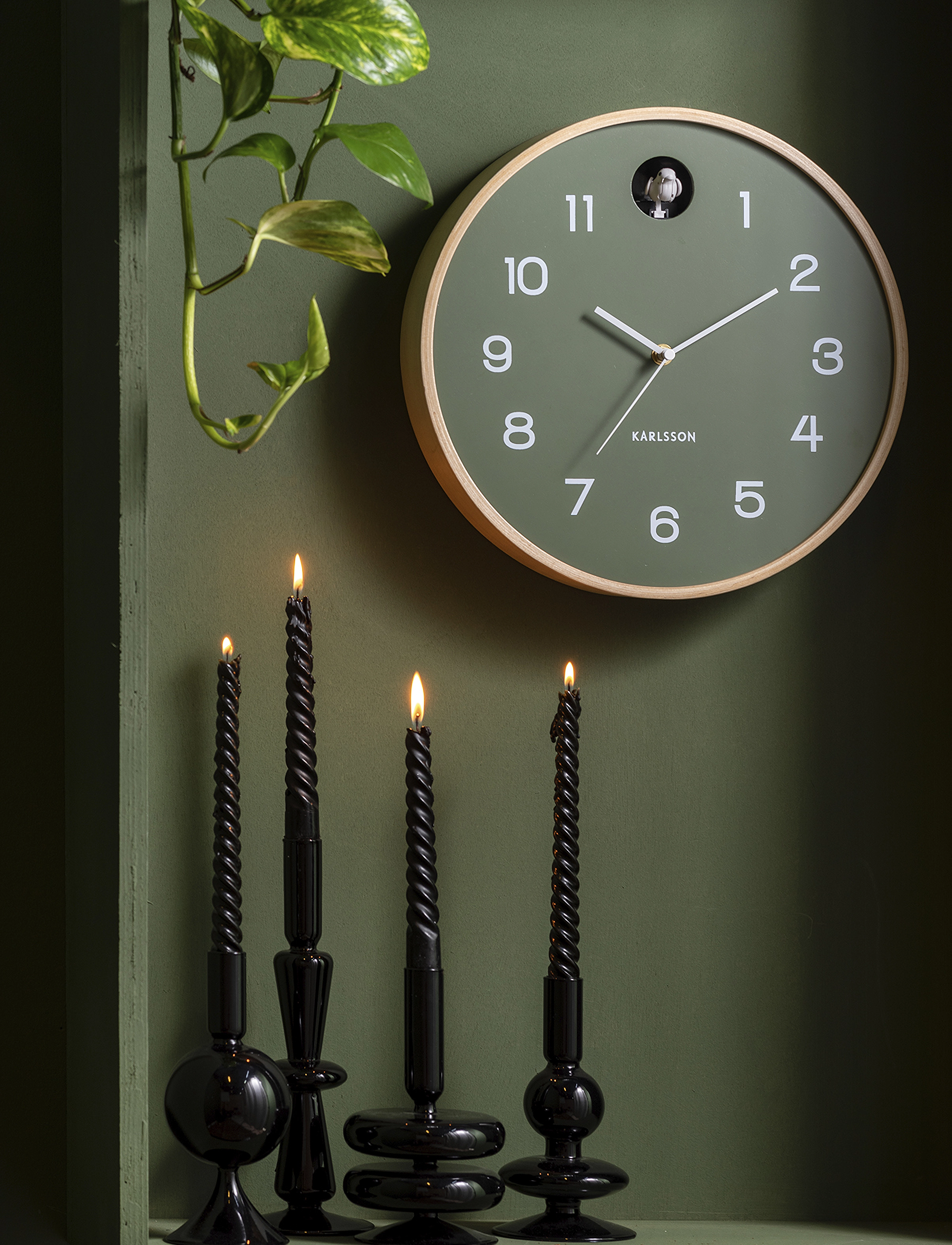 KARLSSON - Wall clock Natural Cuckoo birch wood jungle green, 1x AA & 2 - jungel green - 3