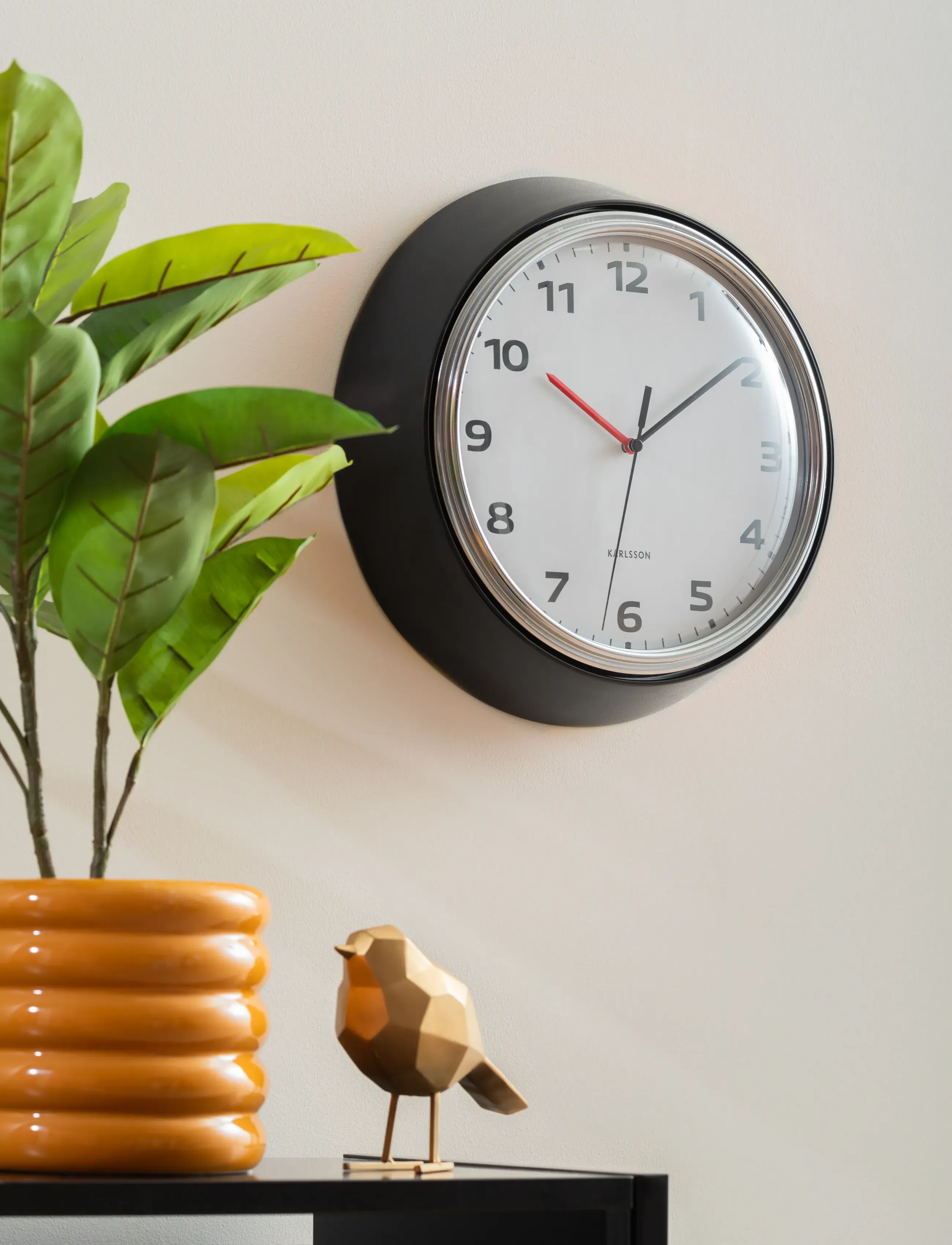 KARLSSON Wall Clock Modern Retro Black, Ø 34 cm, Watches, Schwarz - Clocks, Homeware