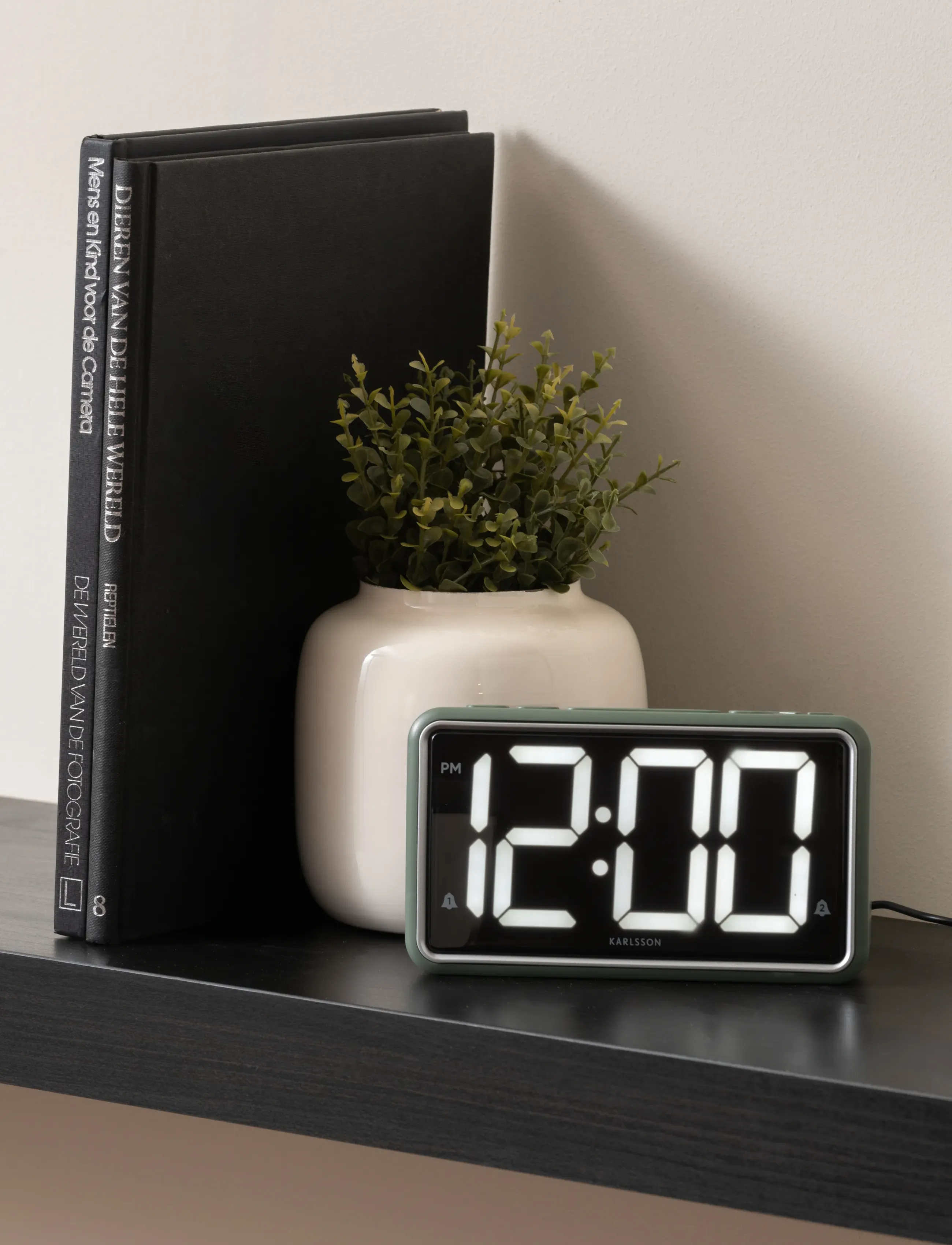 KARLSSON Alarm Clock New Retro Jungle Green, H 9 cm, Watches, Grün - Clocks, Homeware