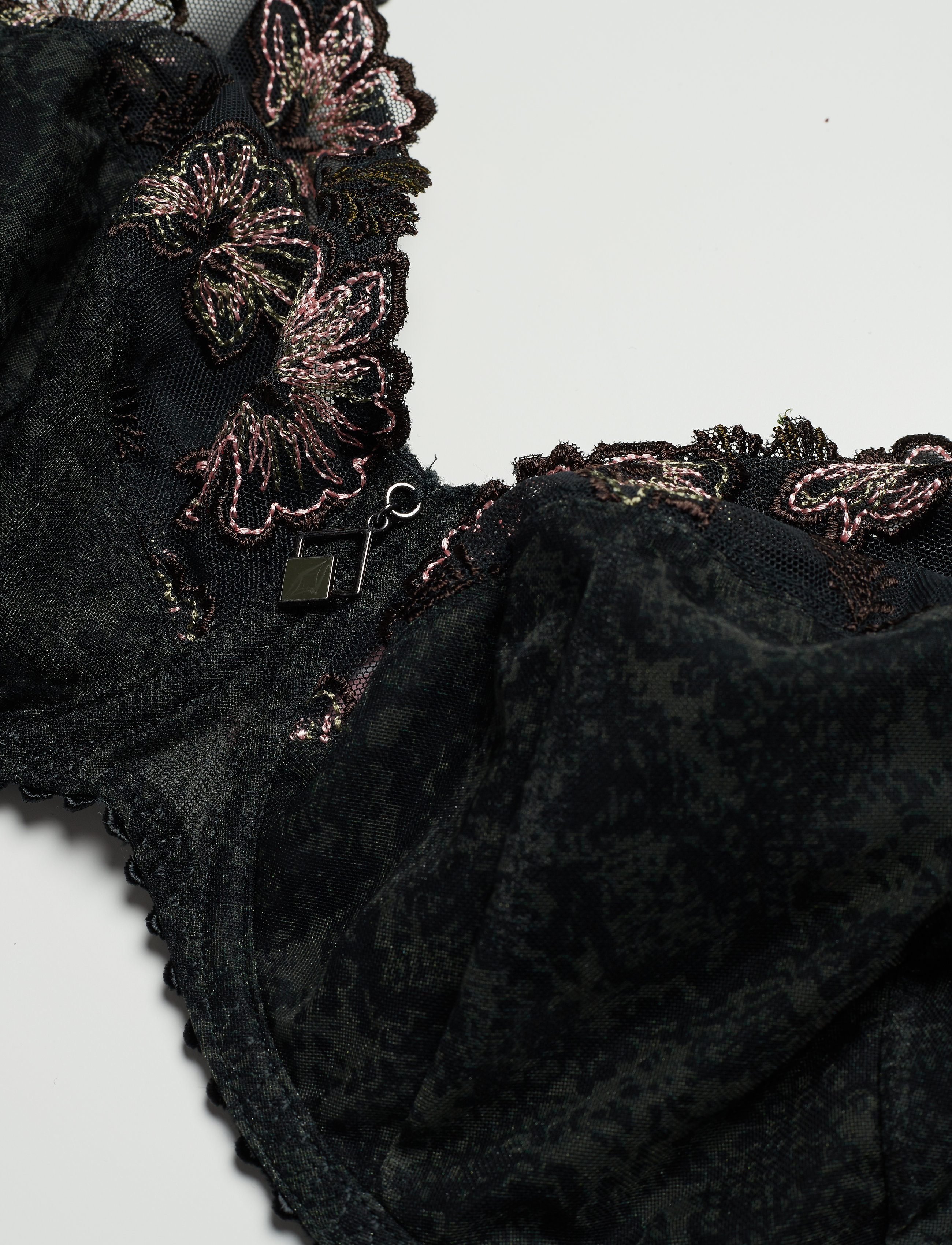 Primadonna - WILD_FLOWER - ngr - 2