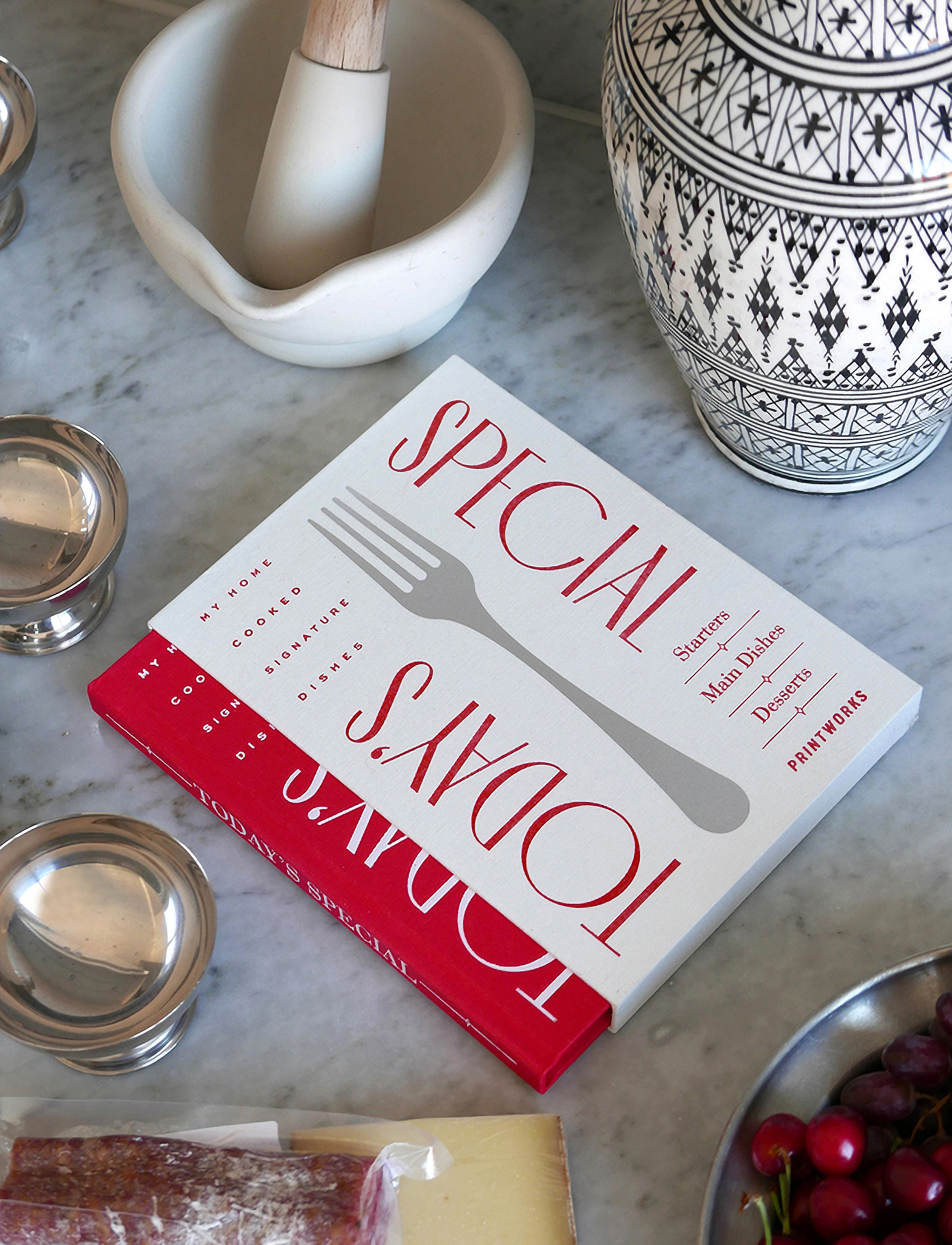 PRINTWORKS Recipe Book, 17.4X 2.5X 24.3 cm, Red, Kontorartikler > Kalendere Og Notesbøger, Unisex