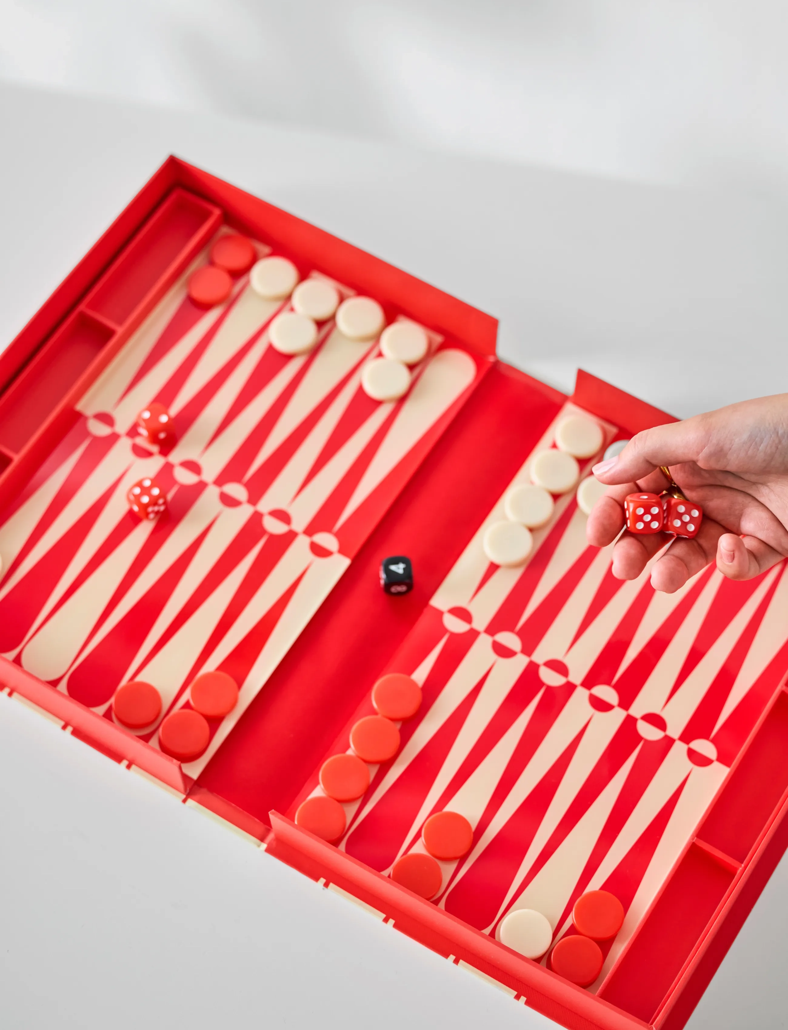 PRINTWORKS - Classic - Art of Backgammon, Red/Cream - spiele & puzzles - red/white - 4