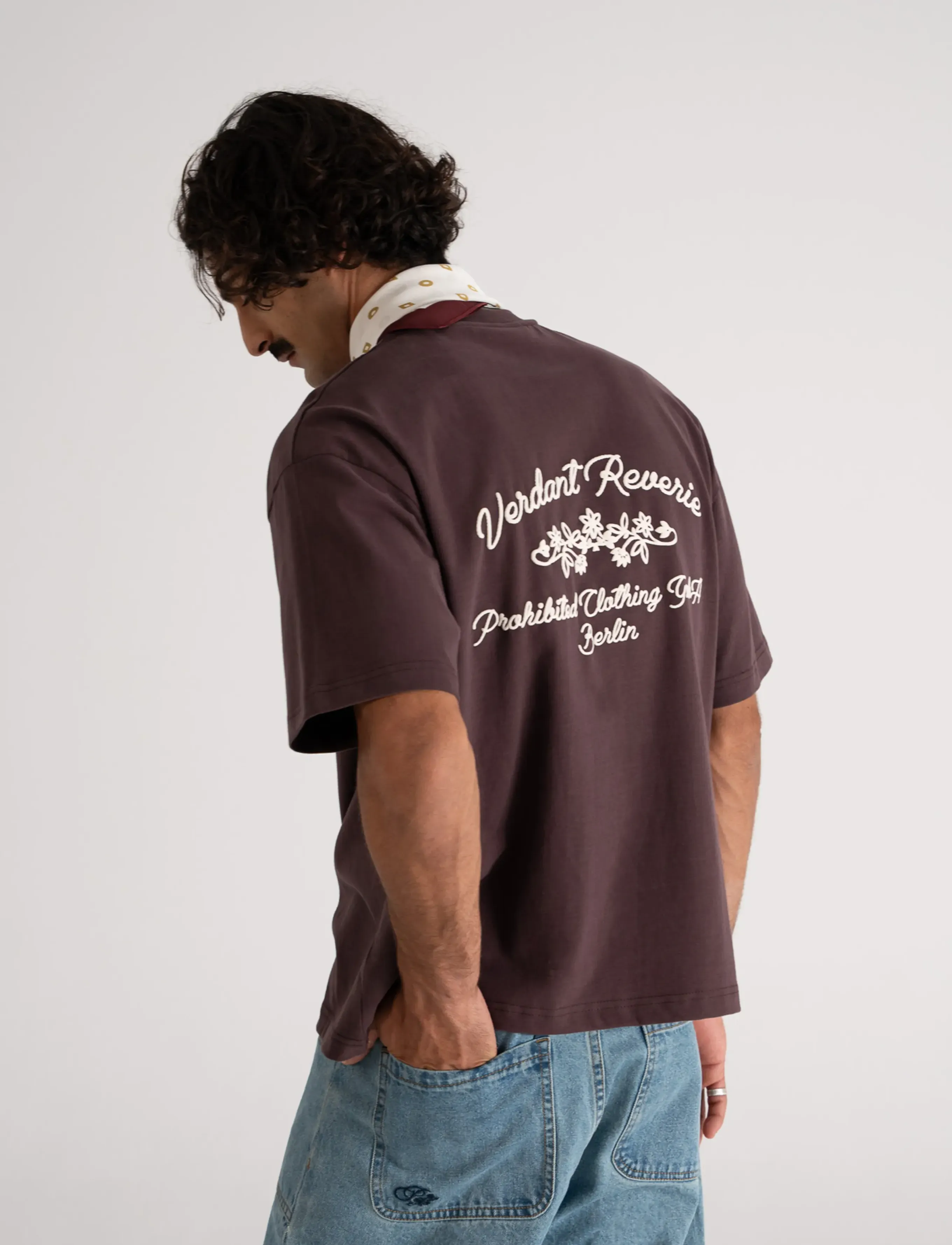 Prohibited - Verdant Reverie Tee - lyhythihaiset - brown - 3
