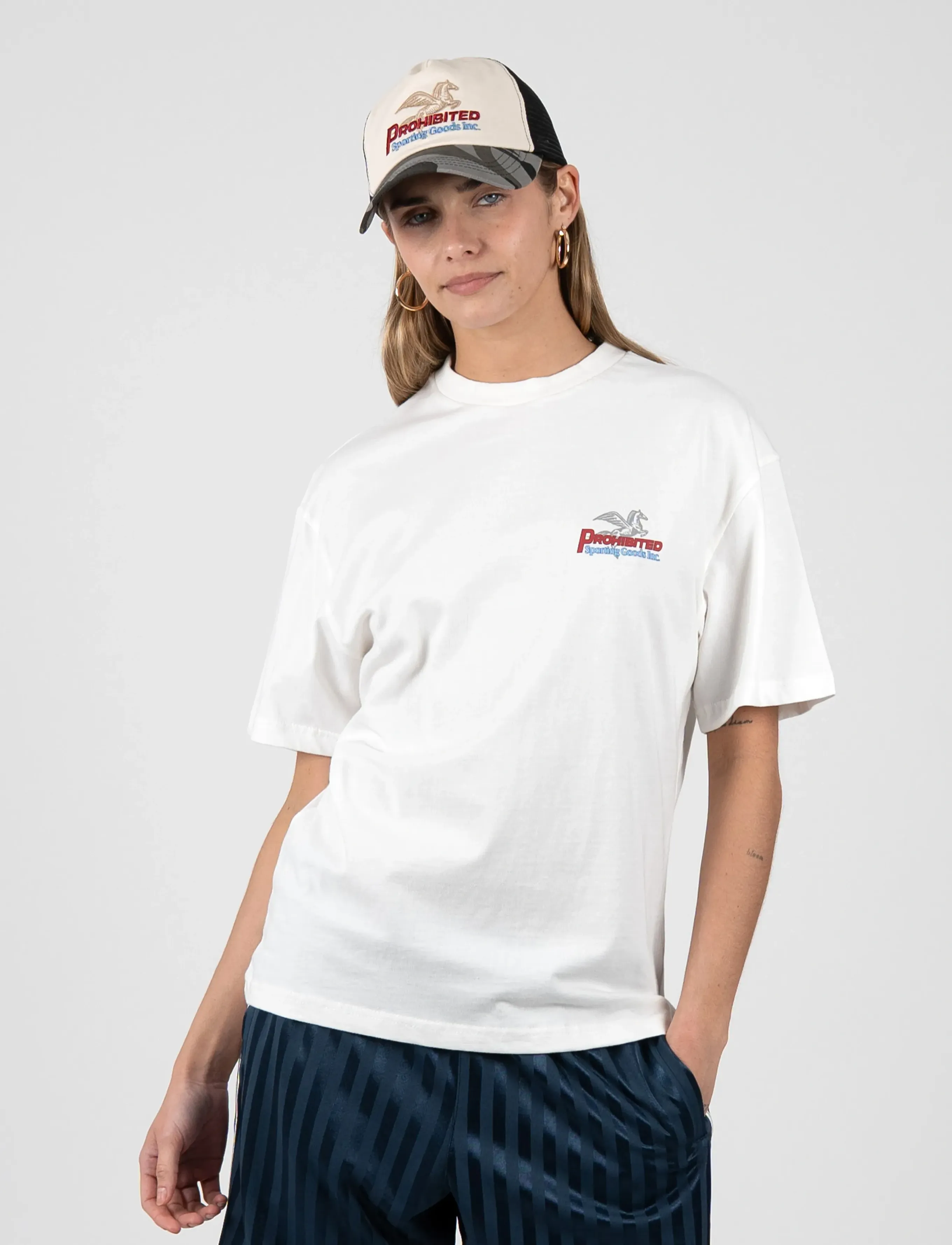 Prohibited Showroom Tee t-shirts med tryck herr – bild 6