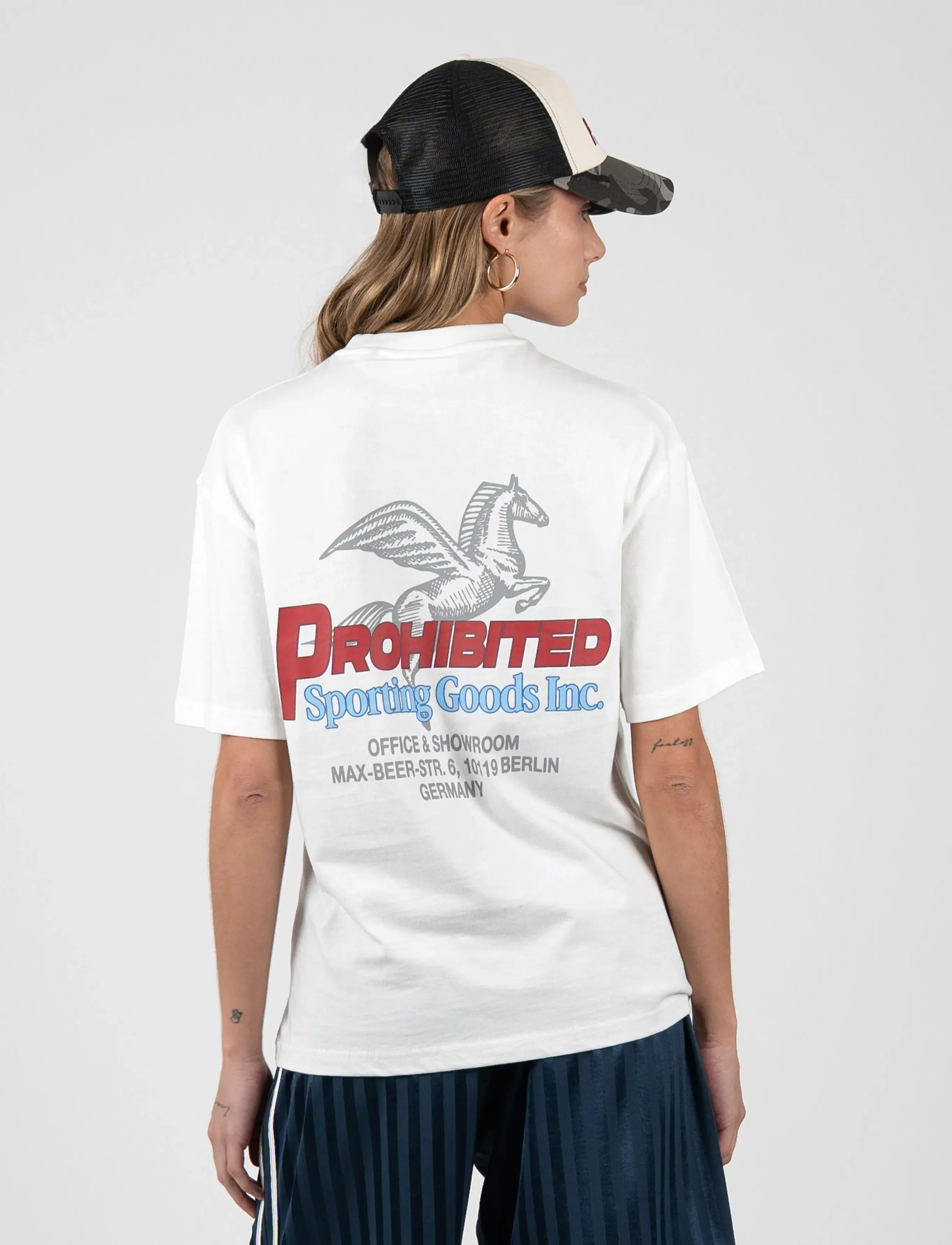 Prohibited Showroom Tee t-shirts med tryck herr – bild 8