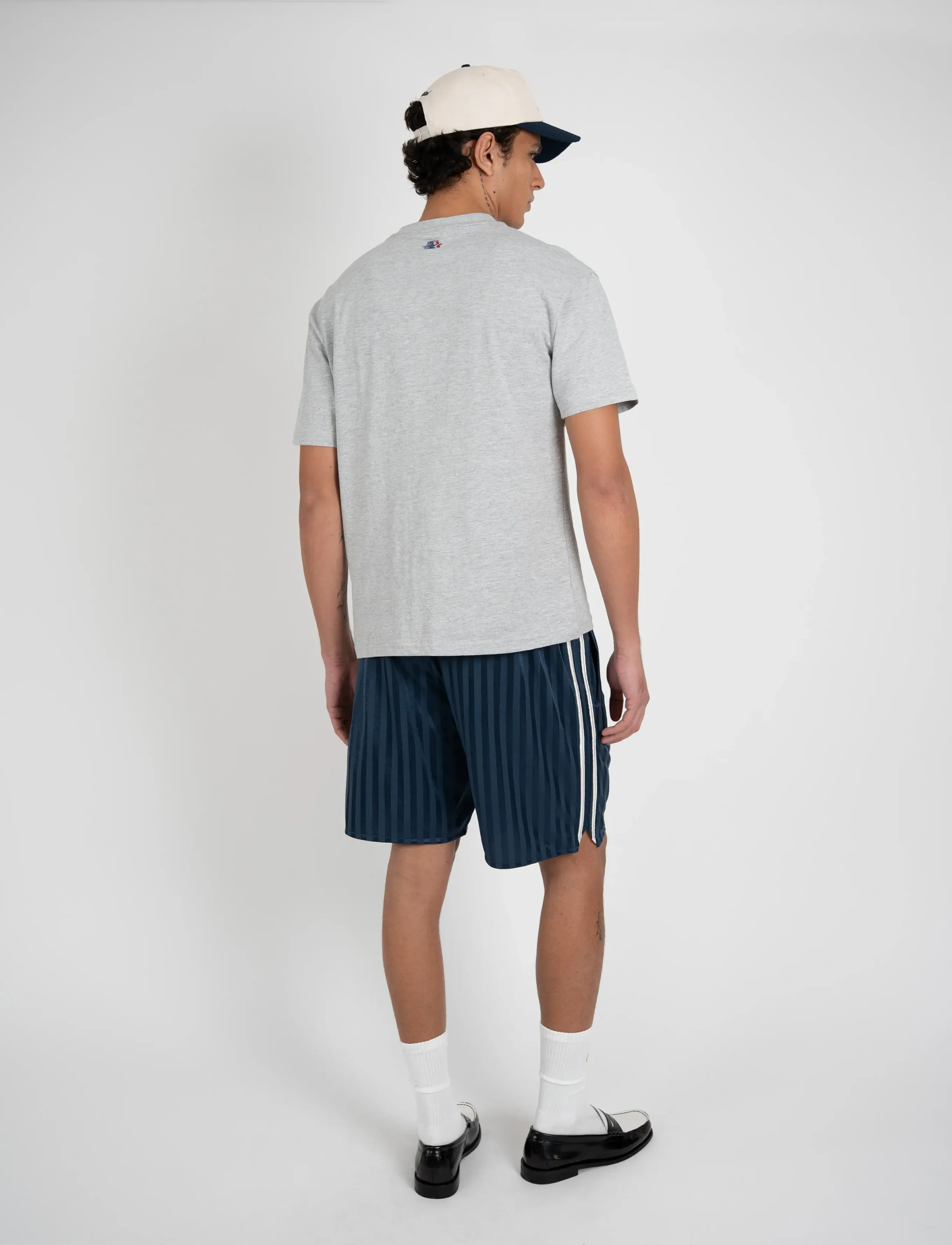 Prohibited - Sporting Goods Tee - short-sleeved t-shirts - grey melange - 5
