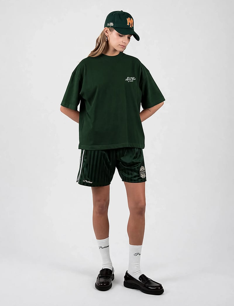 Prohibited - Coffee and Bagel Tee - kortærmede t-shirts - green - 5