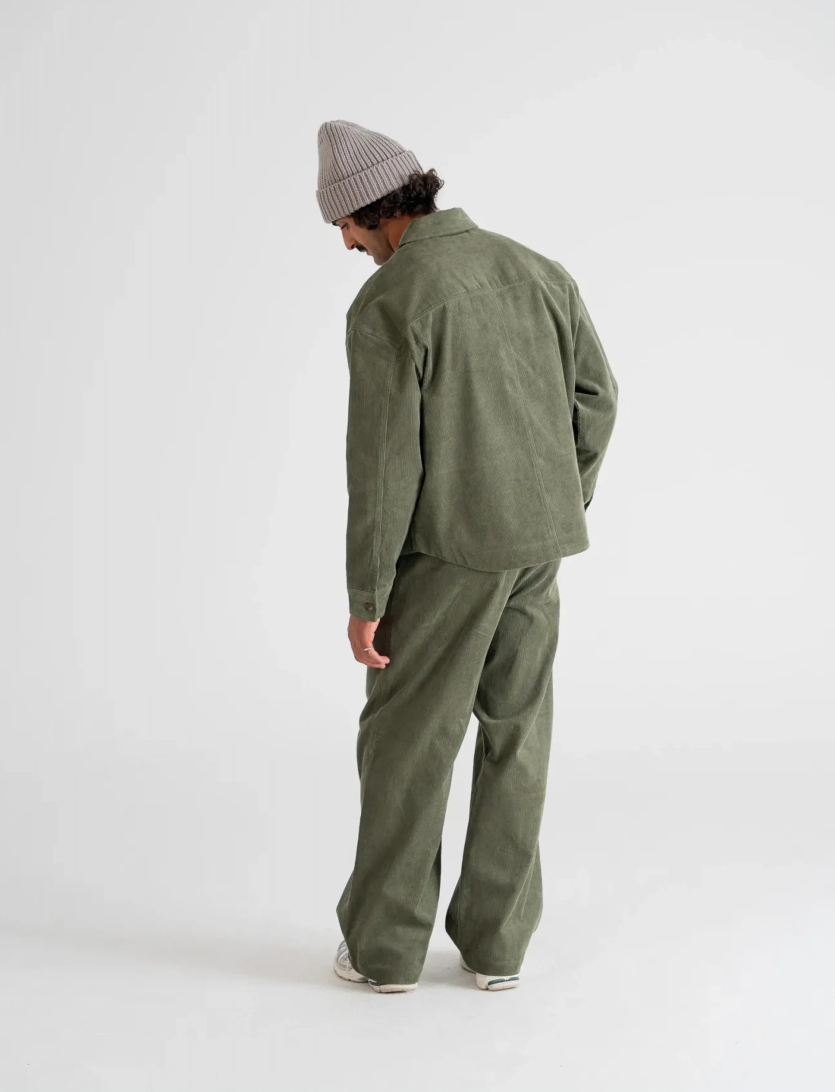 Prohibited - Ranger Corduroy Overshirt - long-sleeved shirts - green - 3