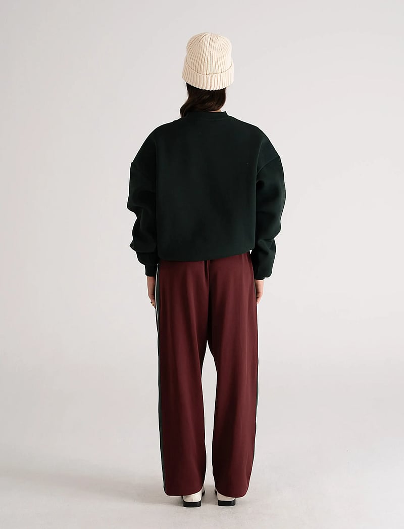 Prohibited - Legacy Crew Neck - vardagsstil - green - 4