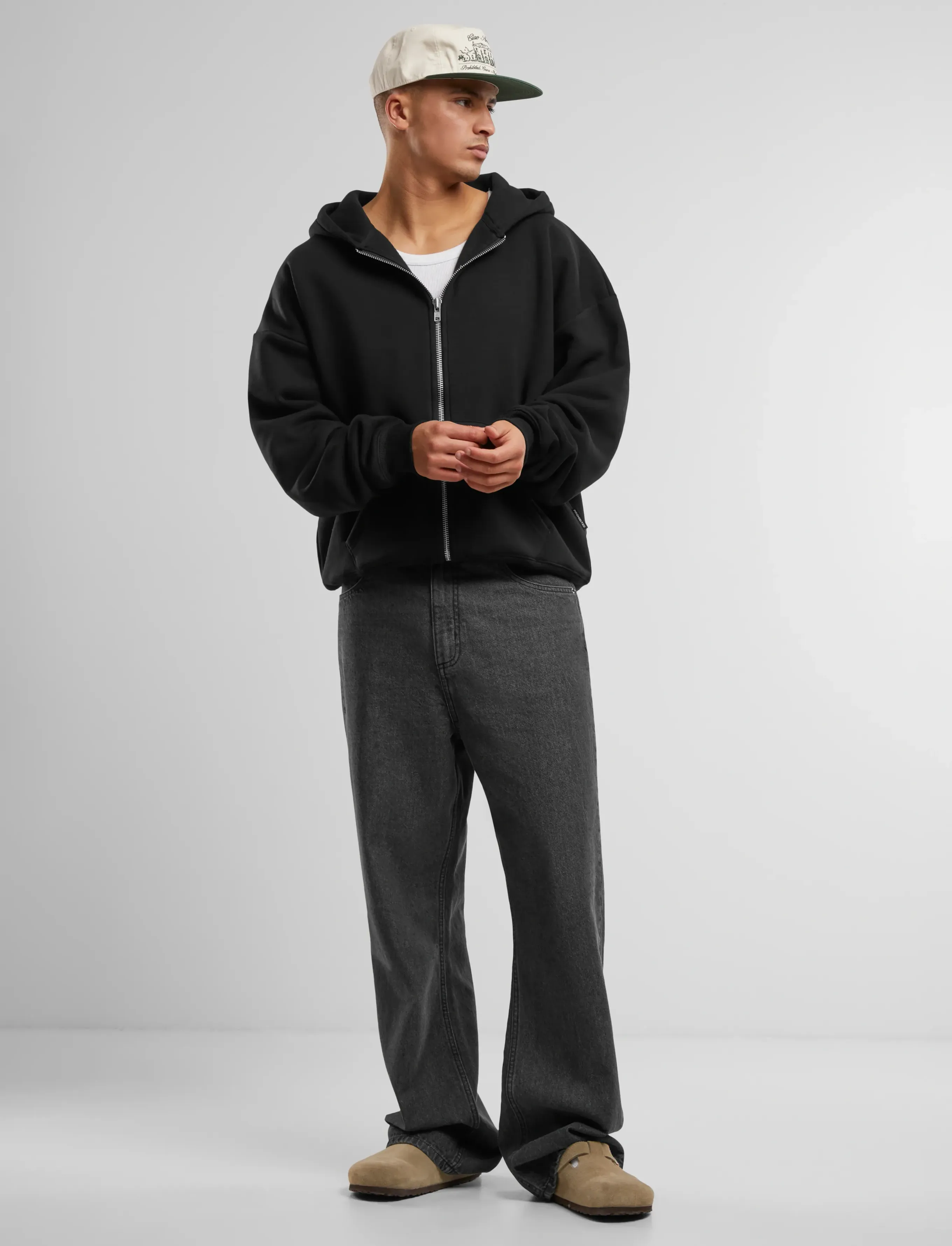 Prohibited - Oversized Zip-Hoodie Black - hoodies - black - 4