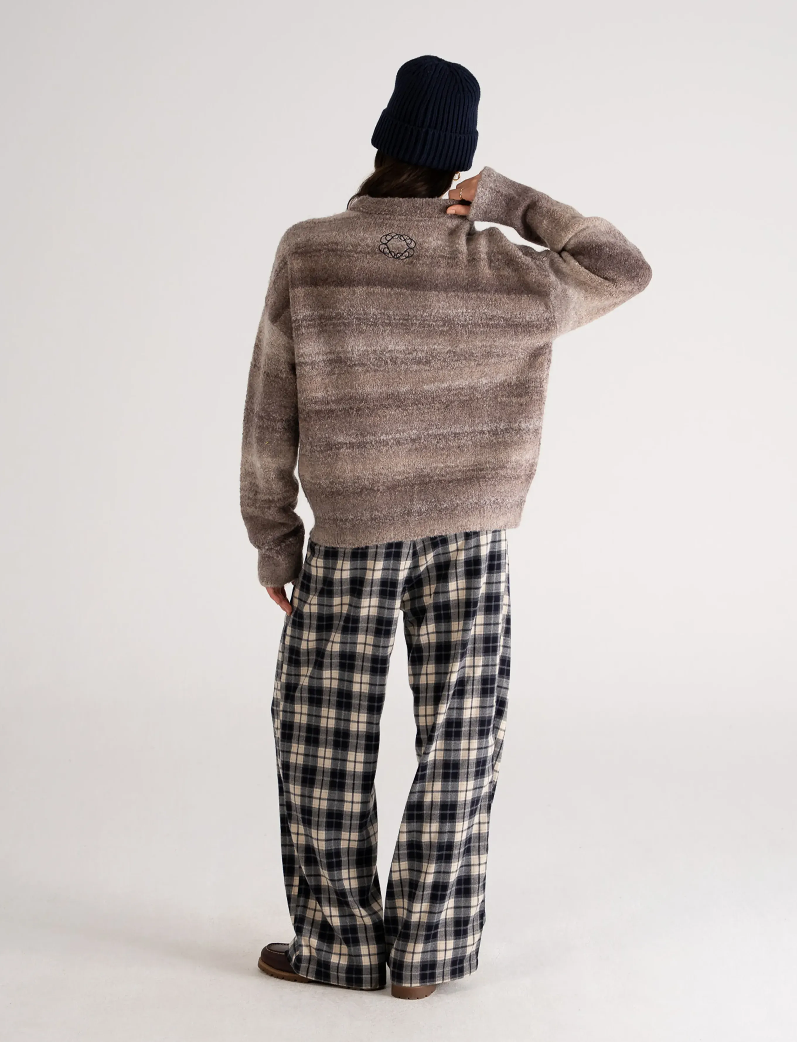 Prohibited - Gradient Knit Sweater - Ümmarguse kaelusega kudumid - grey - 3