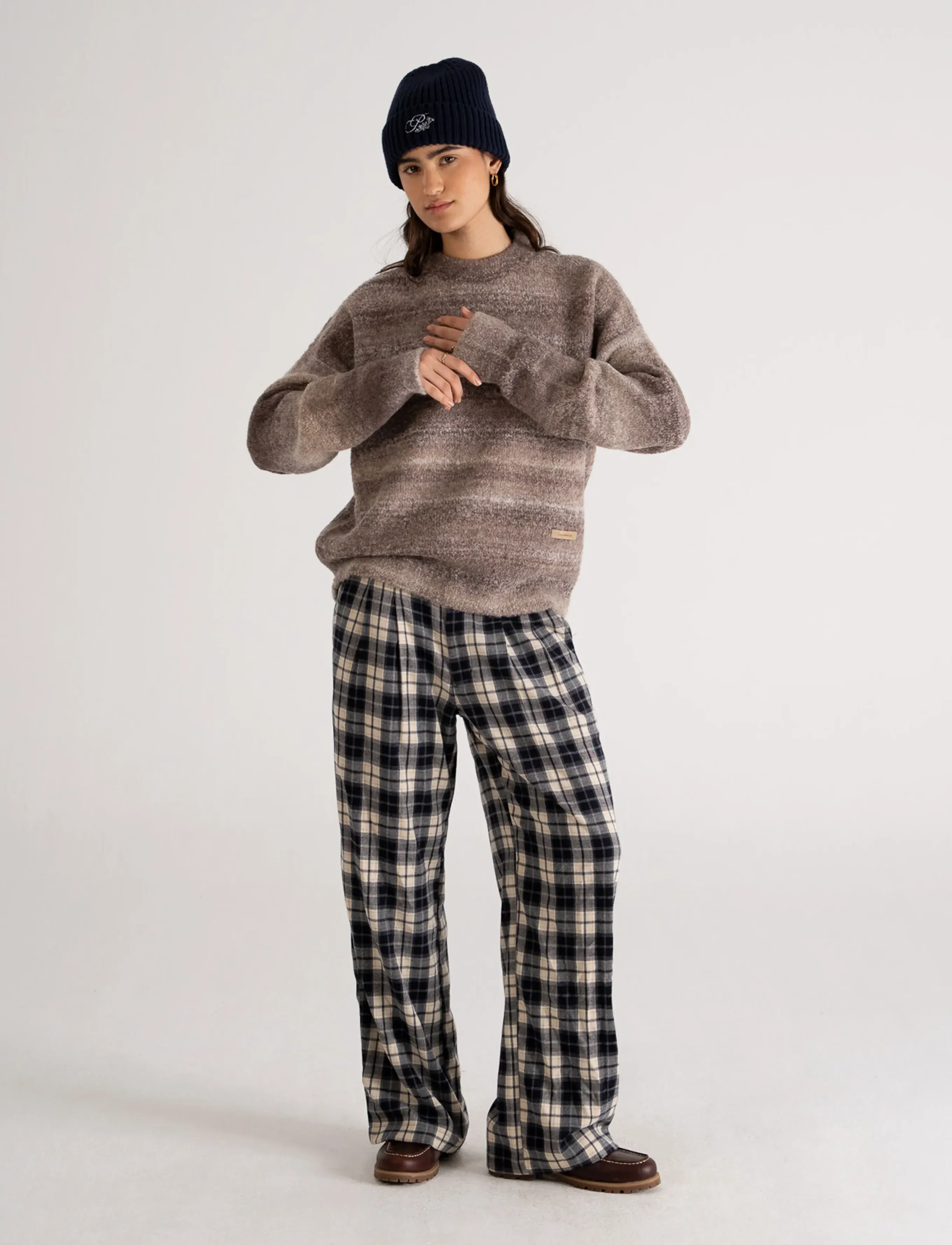 Prohibited - Gradient Knit Sweater - Ümmarguse kaelusega kudumid - grey - 5