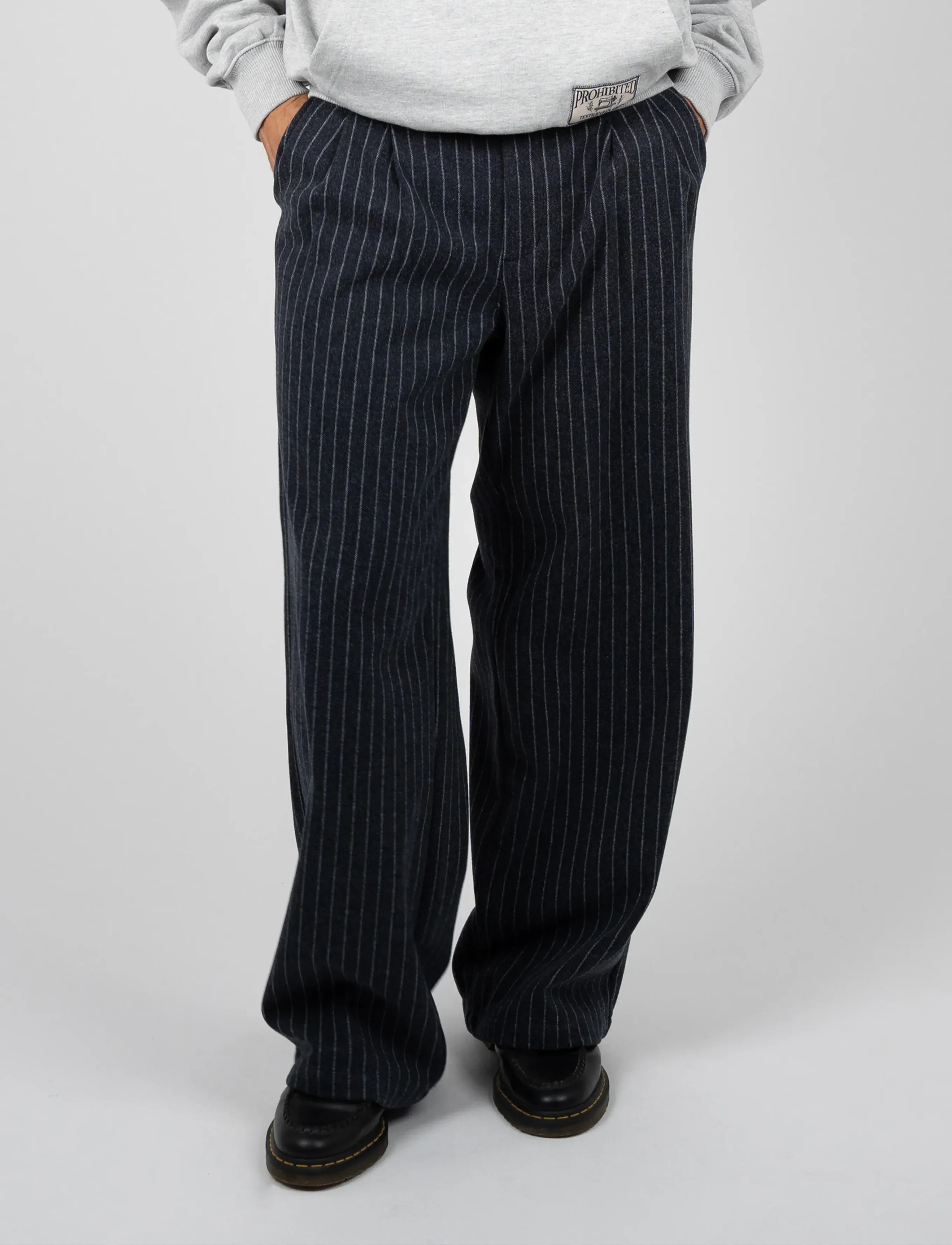 Prohibited Revival Pinstripe Pleated Pants - Kläder - BLUEISH GREY / navy