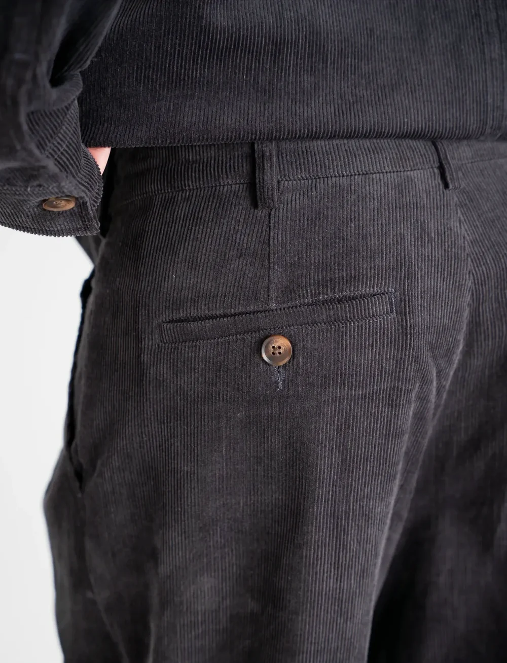 Prohibited - Ranger Corduroy Pants - loose jeans - dark grey - 5