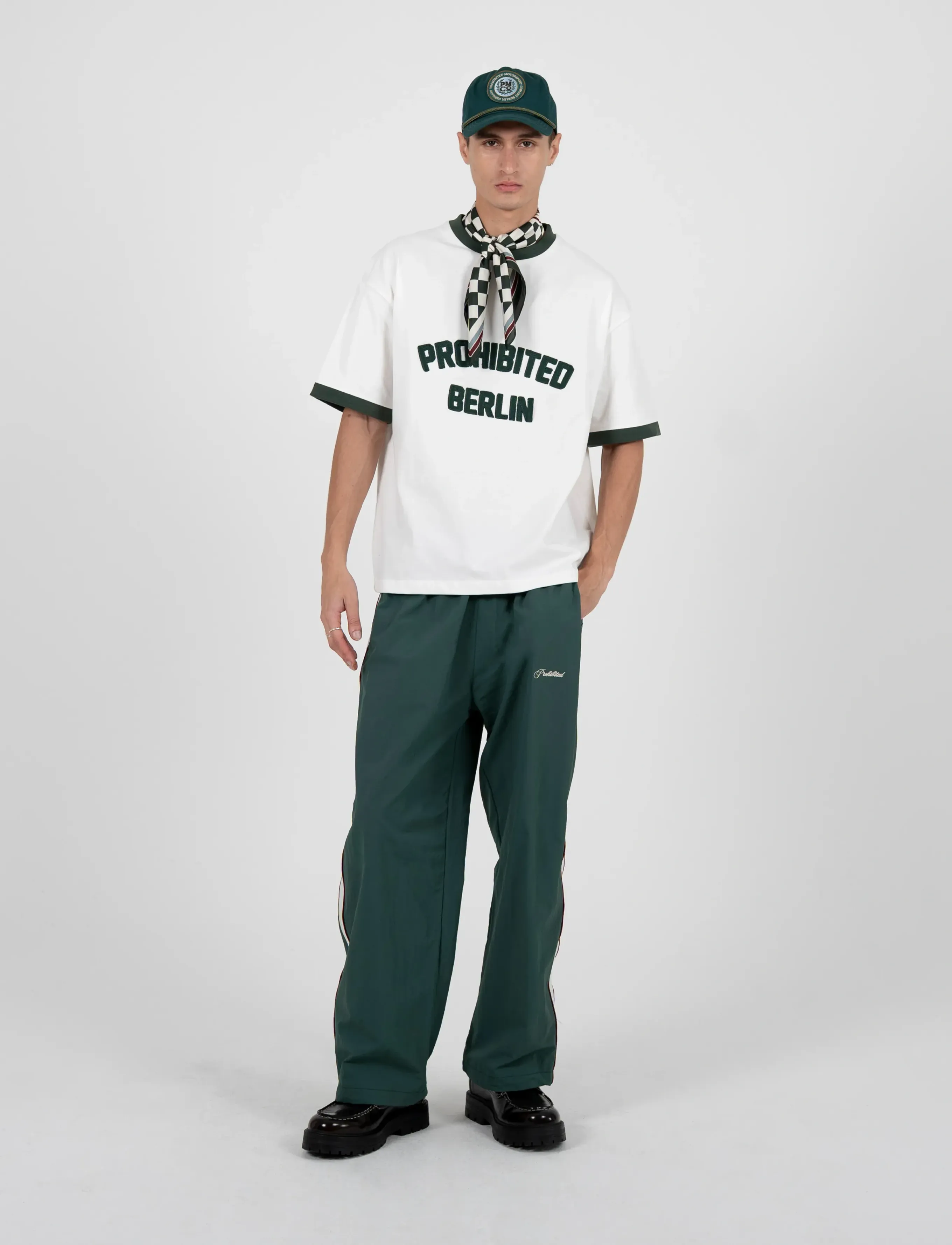 Prohibited Slipstream Trackpants Green - Püksid - GREEN / green