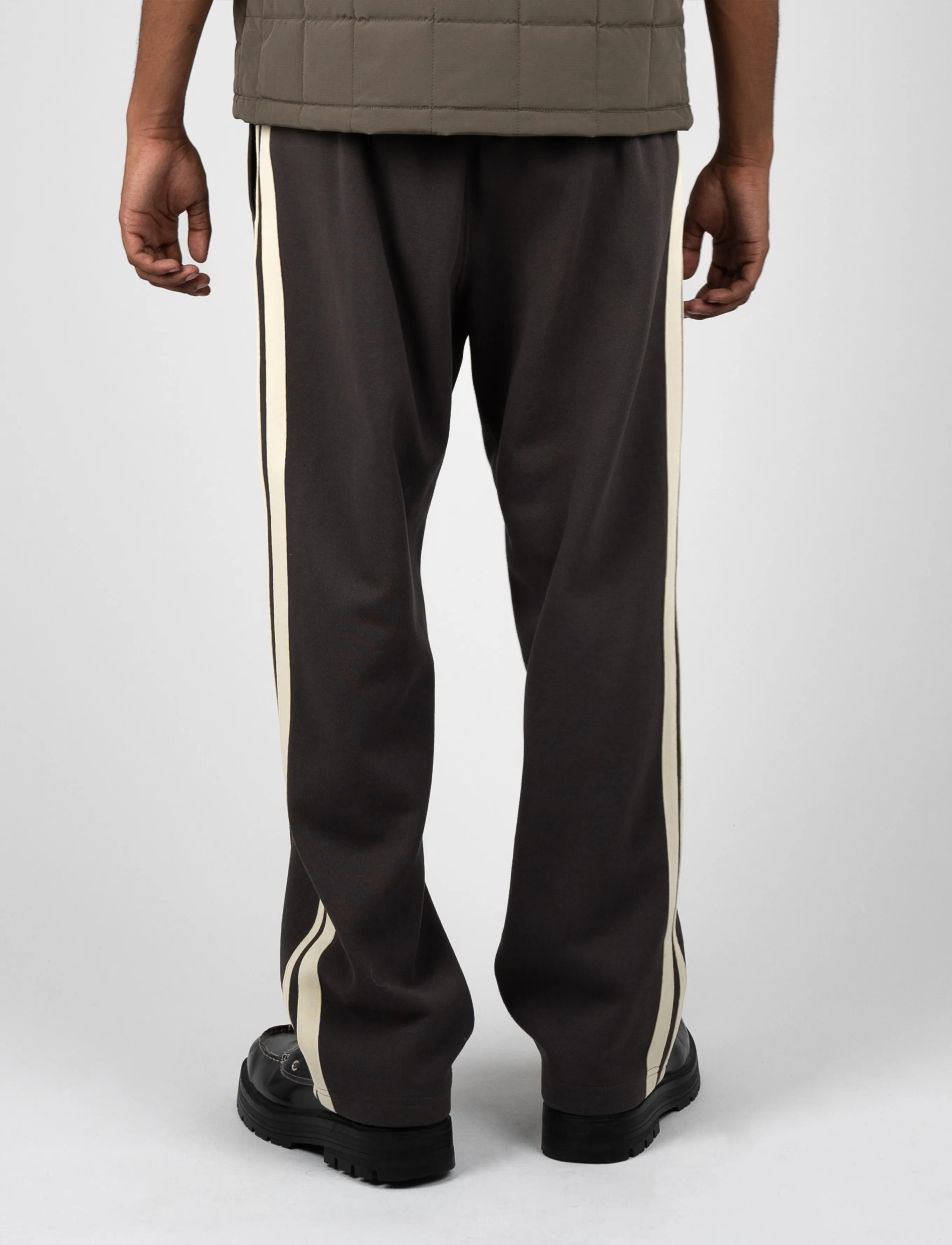 Prohibited - Basic Trackpants - brown - 4