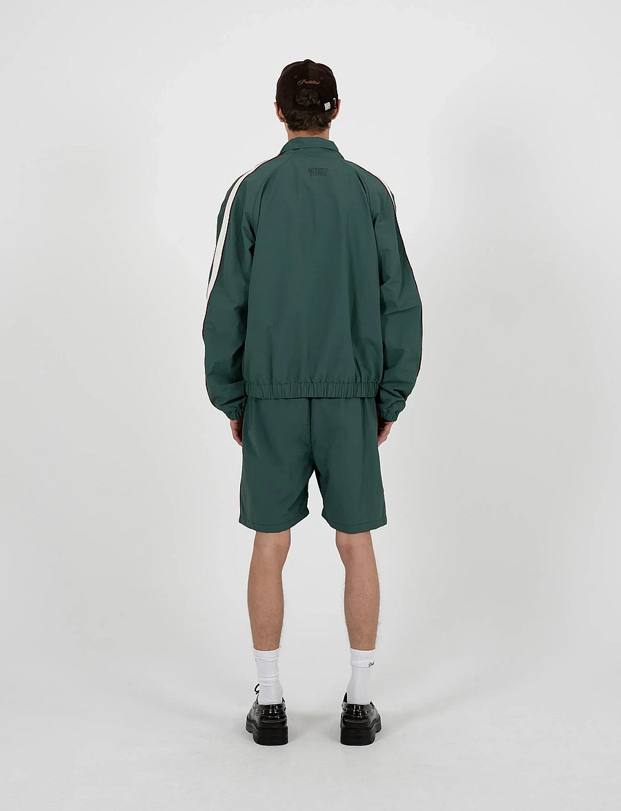 Prohibited - Slipstream Trackshorts Green - vabaaja lühikesed püksid - green - 2