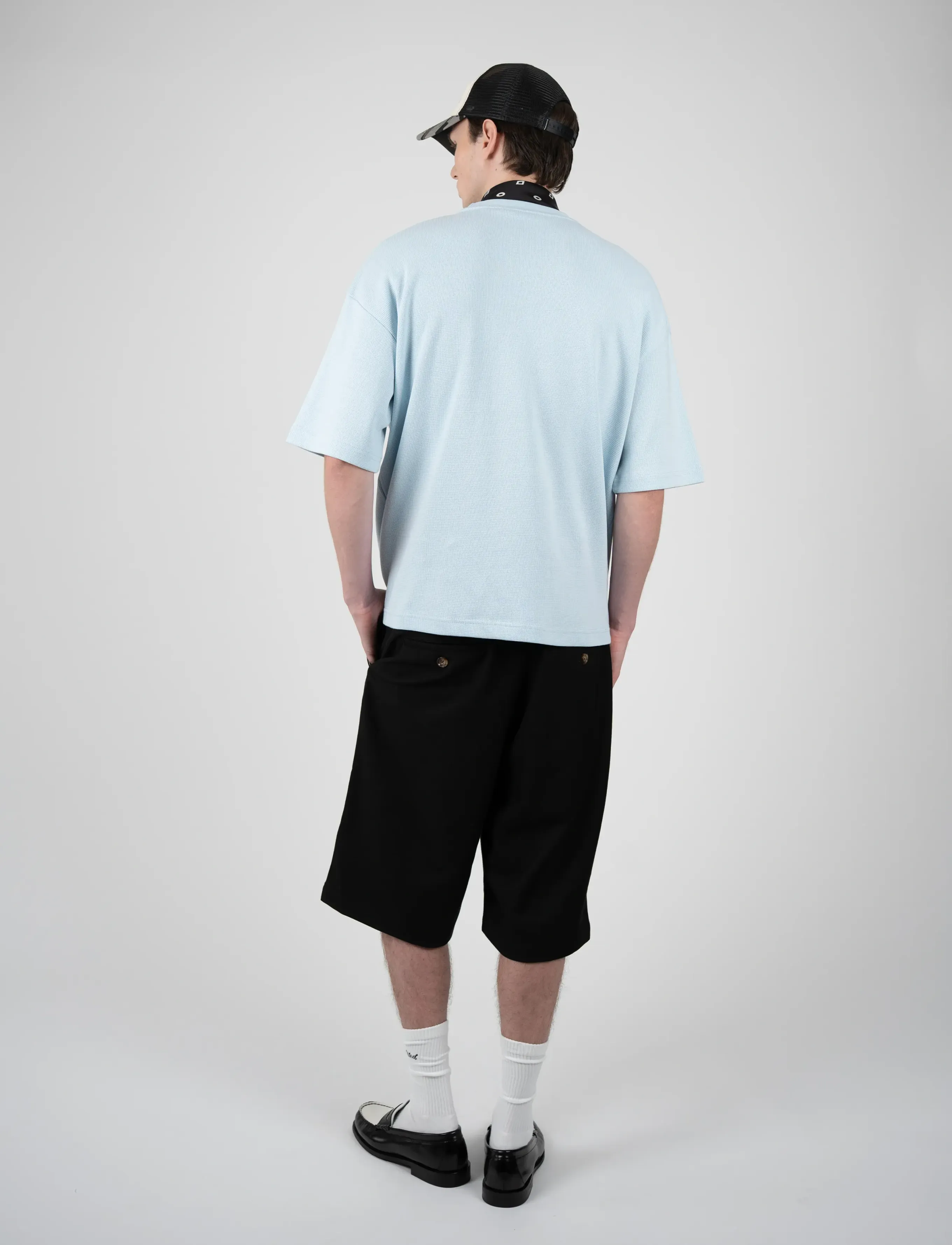 Prohibited - Newport Pleated Shorts - lühikesed chino-püksid - black - 3