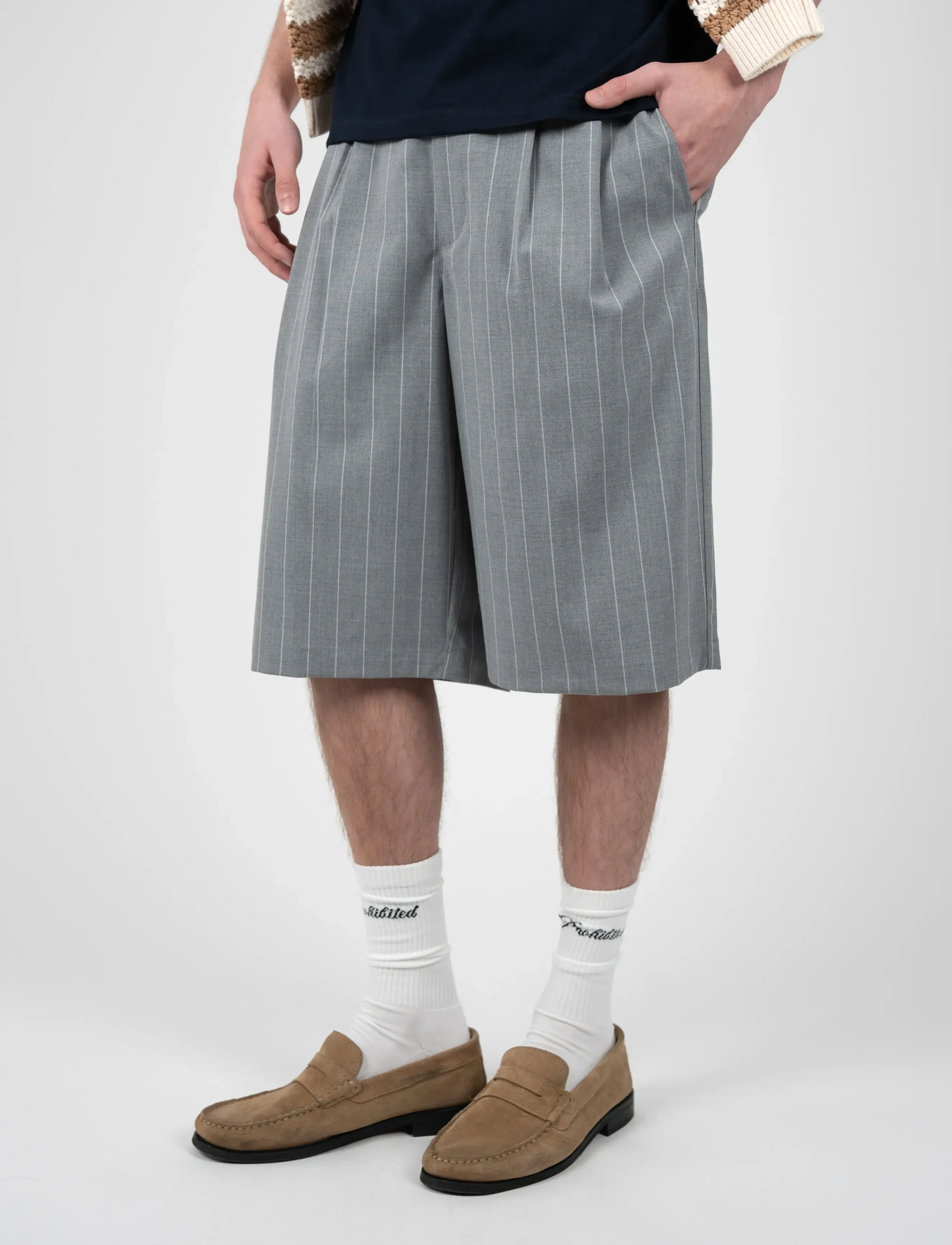 Prohibited - Newport Pleated Shorts - chinos shorts - grey - 2