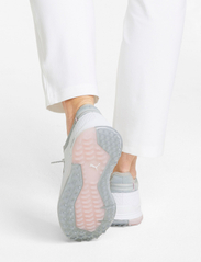 PUMA Golf - PROADAPT ALPHACAT Wmns - golfskor - puma white-puma silver-pink lady - 6